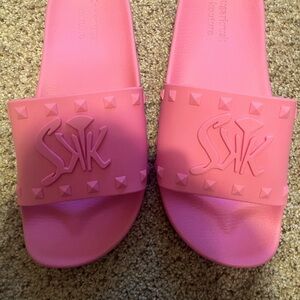 Brand New Bubblegum Pink Slides U.S. Size 9